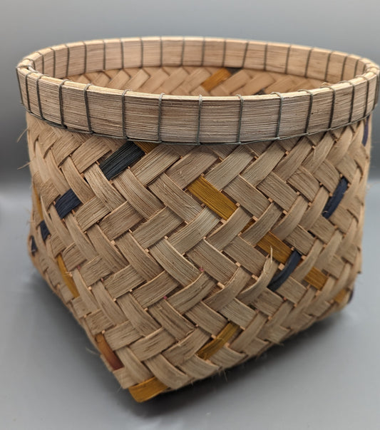 Plaided Basket